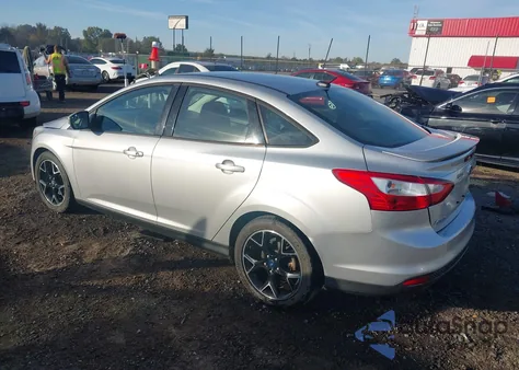 2013 Ford Focus Se из США, поврежденный, VIN 1FADP3F20DL207649